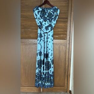 Ariella Blue and White Patterned Fabric